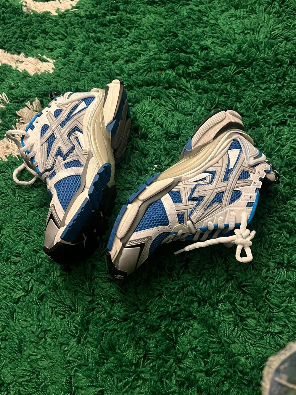 Balenciaga runner size 44/ size 11 🔥🔥